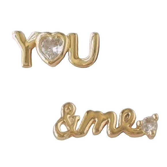 KATE SPADE • You & Me True Love Stud Gold Earrings - Picture 1 of 3